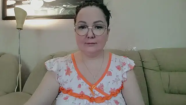 infinity loveliness online show from 04/11/26, 07:56