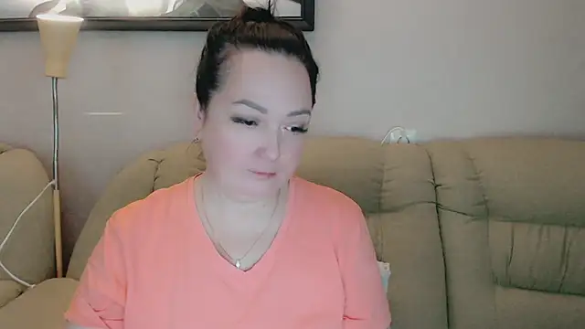 Snapshot of infinity_loveliness chatting on 11/12/25, 05:00 infinity loveliness online show from 11/12/25, 05:00