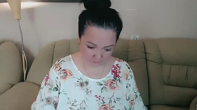 Snapshot of infinity_loveliness chatting on 10/16/25, 06:54 infinity loveliness online show from 10/16/25, 06:54