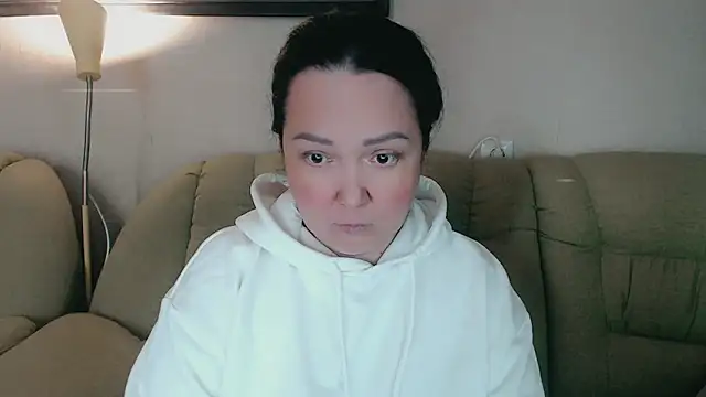 Snapshot of infinity_loveliness chatting on 10/21/25, 05:51 infinity loveliness online show from 10/21/25, 05:51