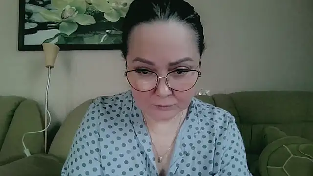 infinity loveliness online show from 04/24/26, 06:48