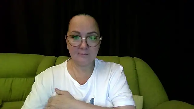 Snapshot of infinity_loveliness chatting on 06/18/26, 09:14 infinity loveliness online show from 06/18/26, 09:14