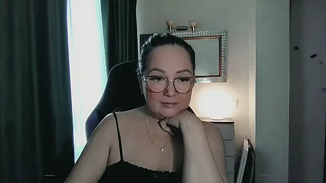 Snapshot of infinity_loveliness chatting on 07/19/26, 08:12 infinity loveliness online show from 07/19/26, 08:12