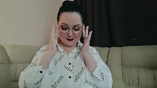 infinity loveliness online show from 03/06/26, 09:15