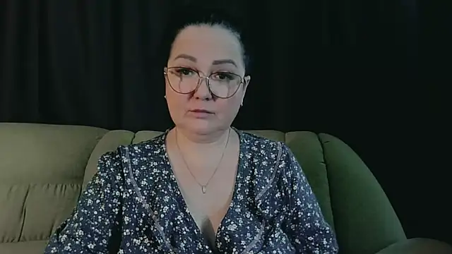 infinity loveliness online show from 03/19/26, 09:09