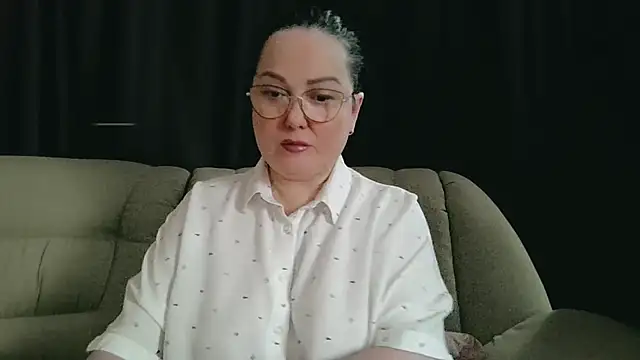 infinity loveliness online show from 03/25/26, 07:30