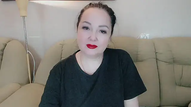 Snapshot of infinity_loveliness chatting on 02/15/26, 06:03 infinity loveliness online show from 02/15/26, 06:03