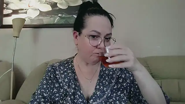 infinity loveliness online show from 03/22/26, 05:21