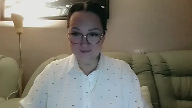 infinity loveliness online show from 05/19/26, 05:42