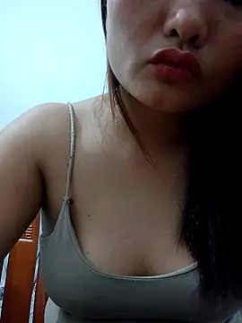 Snapshot of Sweet--Sexy chatting on 04/15/26, 07:58 Sweet--Sexy online show from 04/15/26, 07:58