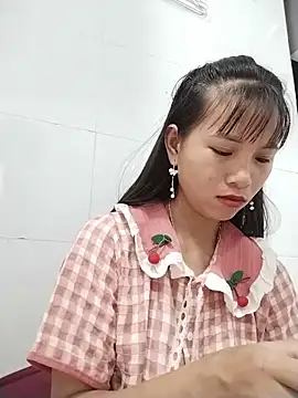 Snapshot of Wily-06 chatting on 05/31/26, 06:19 Wily-06 online show from 05/31/26, 06:19