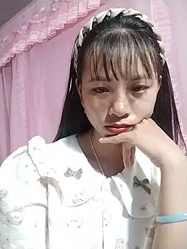 Snapshot of Wily-06 chatting on 06/19/26, 05:46 Wily-06 online show from 06/19/26, 05:46