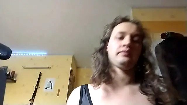 Snapshot of julialafemboy59 chatting on 02/26/26, 09:31 julialafemboy59 online show from 02/26/26, 09:31