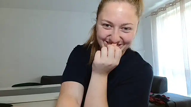 KittyAda1212 online show from 06/19/26, 10:32