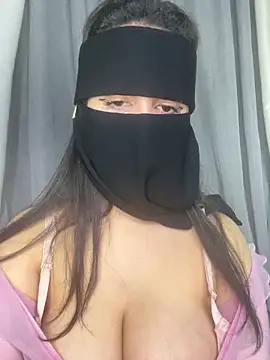 Layano online show from 02/07/26, 01:41