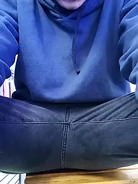 Snapshot of XHeterox chatting on 03/03/26, 04:36 XHeterox online show from 03/03/26, 04:36