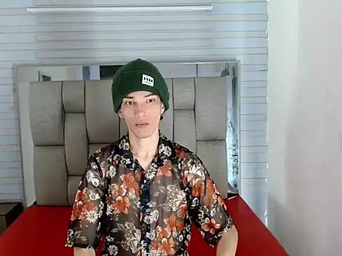 sora jun online show from 05/04/26, 01:14