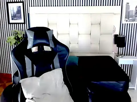 sora jun online show from 02/08/26, 01:53