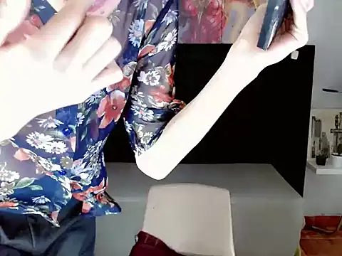 sora jun online show from 02/14/26, 02:39