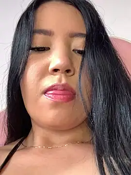 DulcePiink online show from 07/07/26, 08:23