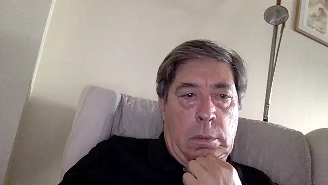 alfredo10011 online show from 06/17/26, 02:27