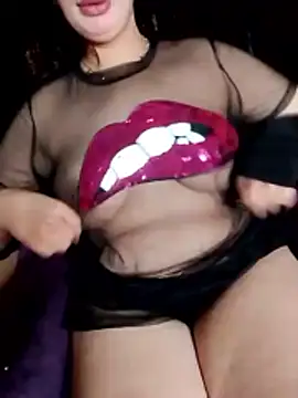 Snapshot of charmoutak_nada chatting on 02/12/26, 10:04 charmoutak nada online show from 02/12/26, 10:04