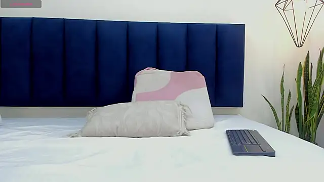 mayaevansmg online show from 02/16/26, 12:48