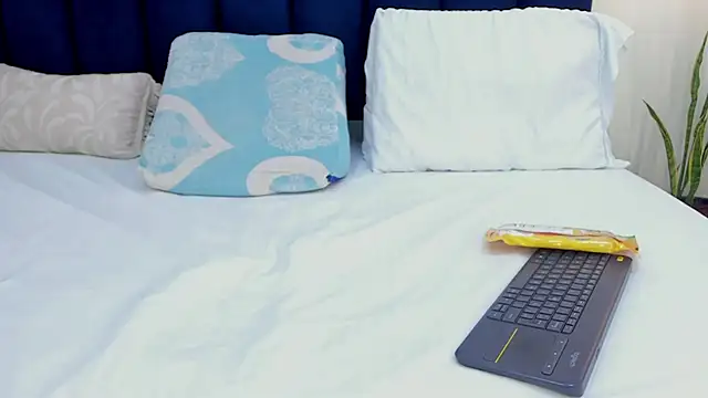 mayaevansmg online show from 03/13/26, 12:10