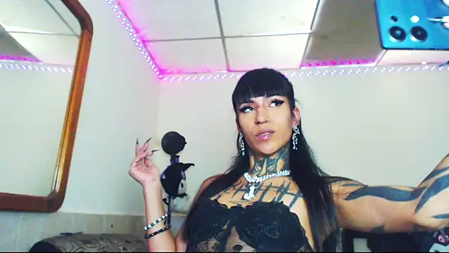 Snapshot of jazmin_wolf chatting on 07/01/26, 05:46 jazmin wolf online show from 07/01/26, 05:46