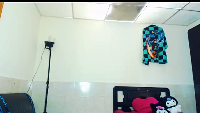 Snapshot of jazmin_wolf chatting on 02/20/26, 04:09 jazmin wolf online show from 02/20/26, 04:09