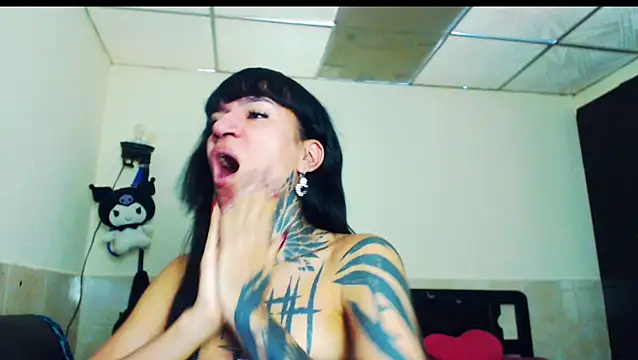 jazmin wolf online show from 03/07/26, 12:10