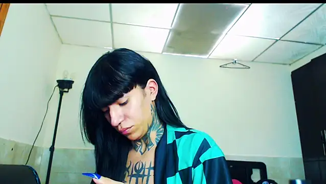 Snapshot of jazmin_wolf chatting on 02/12/26, 05:02 jazmin wolf online show from 02/12/26, 05:02