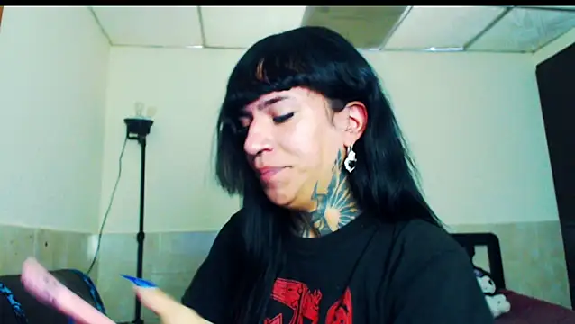 Snapshot of jazmin_wolf chatting on 02/26/26, 12:16 jazmin wolf online show from 02/26/26, 12:16