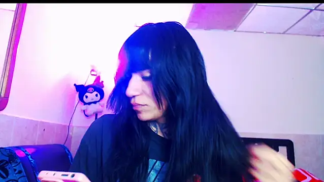 Snapshot of jazmin_wolf chatting on 03/04/26, 12:02 jazmin wolf online show from 03/04/26, 12:02