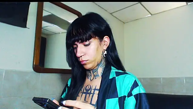 Snapshot of jazmin_wolf chatting on 01/18/26, 12:52 jazmin wolf online show from 01/18/26, 12:52