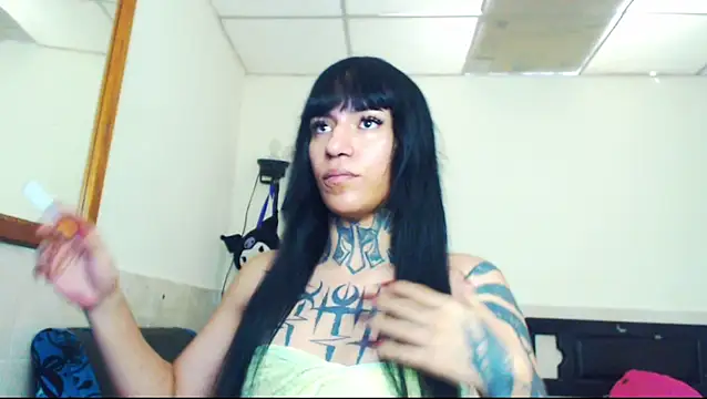 jazmin wolf online show from 03/25/26, 05:12