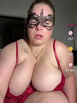 Snapshot of cherrylust12 chatting on 06/12/26, 11:13 cherrylust12 online show from 06/12/26, 11:13