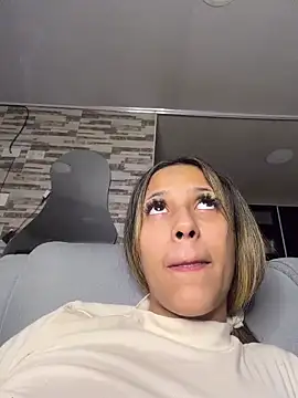 vicky bass  online show from 02/15/26, 03:40