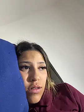 vicky bass  online show from 05/06/26, 01:09
