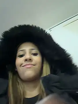 vicky bass  online show from 03/29/26, 02:24