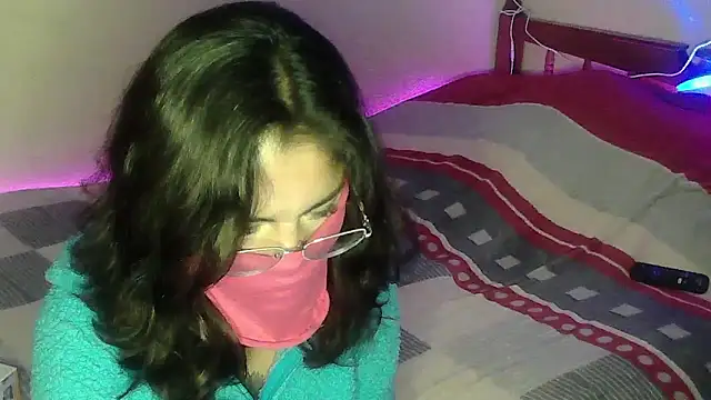 Snapshot of cubomarina chatting on 01/13/26, 03:54 cubomarina online show from 01/13/26, 03:54