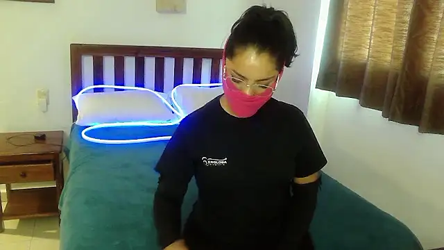 Snapshot of cubomarina chatting on 01/10/26, 08:48 cubomarina online show from 01/10/26, 08:48