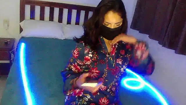 Snapshot of cubomarina chatting on 01/12/26, 07:48 cubomarina online show from 01/12/26, 07:48