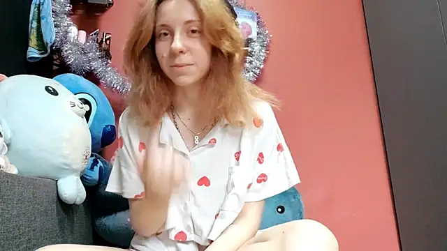 TiaraHenegan online show from 01/07/26, 08:19