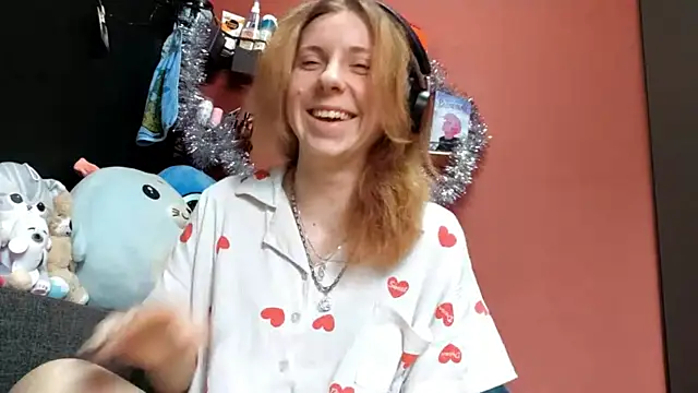 TiaraHenegan online show from 01/06/26, 08:29