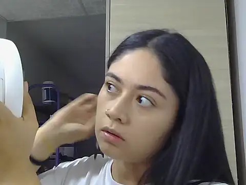 Snapshot of SweetAlbedo chatting on 01/09/26, 10:39 SweetAlbedo online show from 01/09/26, 10:39