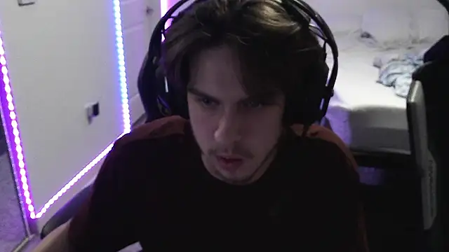 YummyDin online show from 08/05/26, 03:11