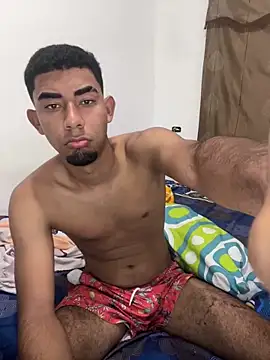 Snapshot of youngalexofficial chatting on 02/15/26, 11:36 youngalexofficial online show from 02/15/26, 11:36