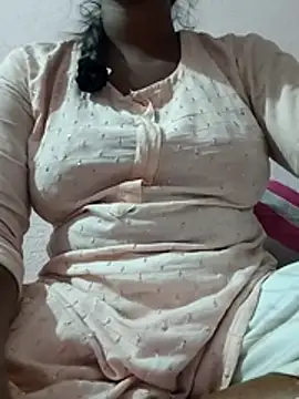 Snapshot of PRAPTITELUGU chatting on 02/25/26, 03:34 PRAPTITELUGU online show from 02/25/26, 03:34