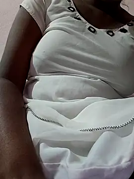 Snapshot of PRAPTITELUGU chatting on 02/23/26, 05:52 PRAPTITELUGU online show from 02/23/26, 05:52